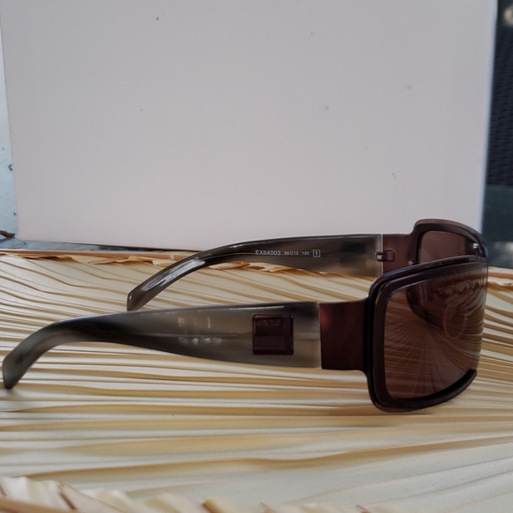 🕶 Exte sunglasses with case - Picture 3 of 10